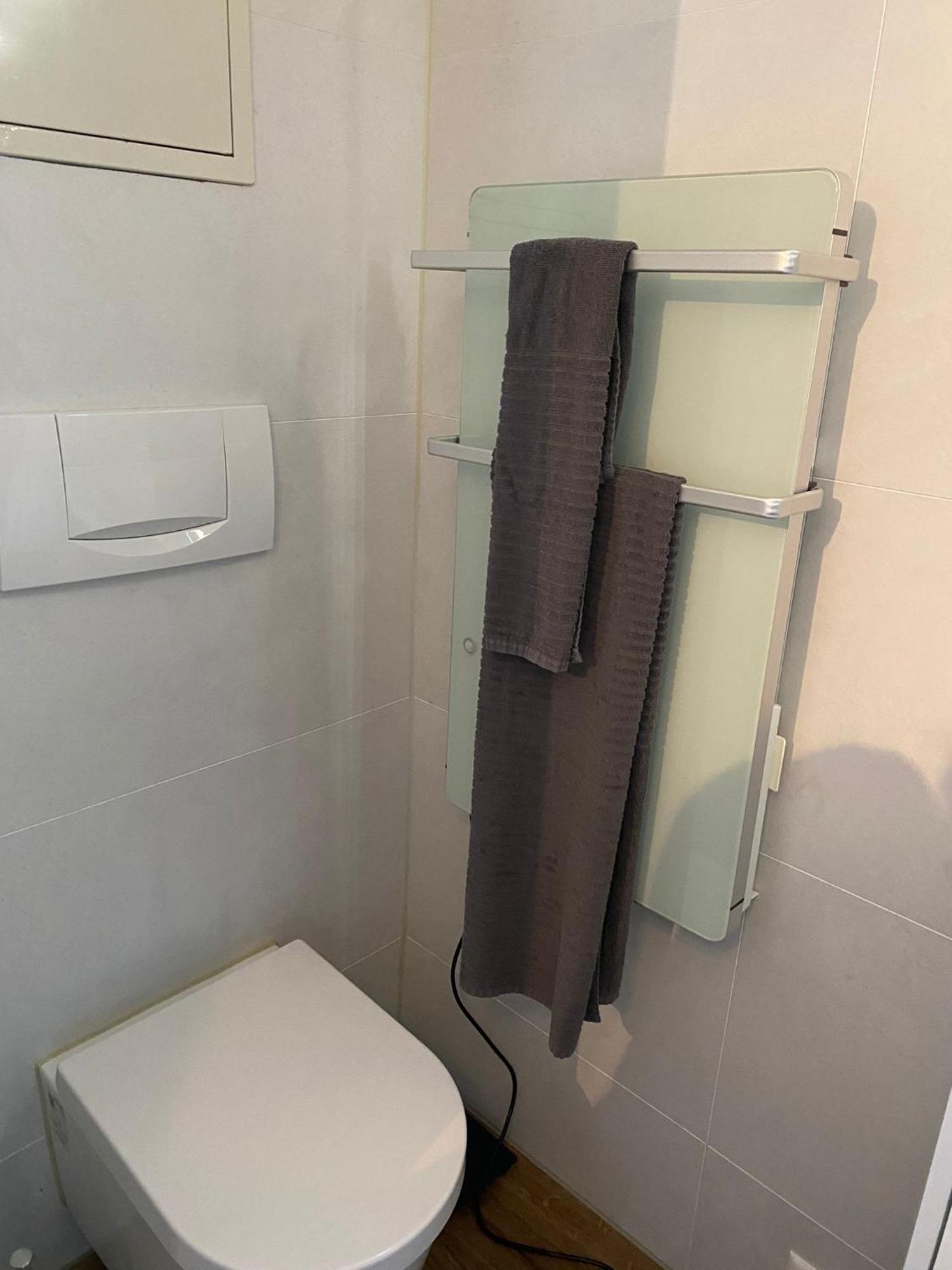 Apartment With Aircon *