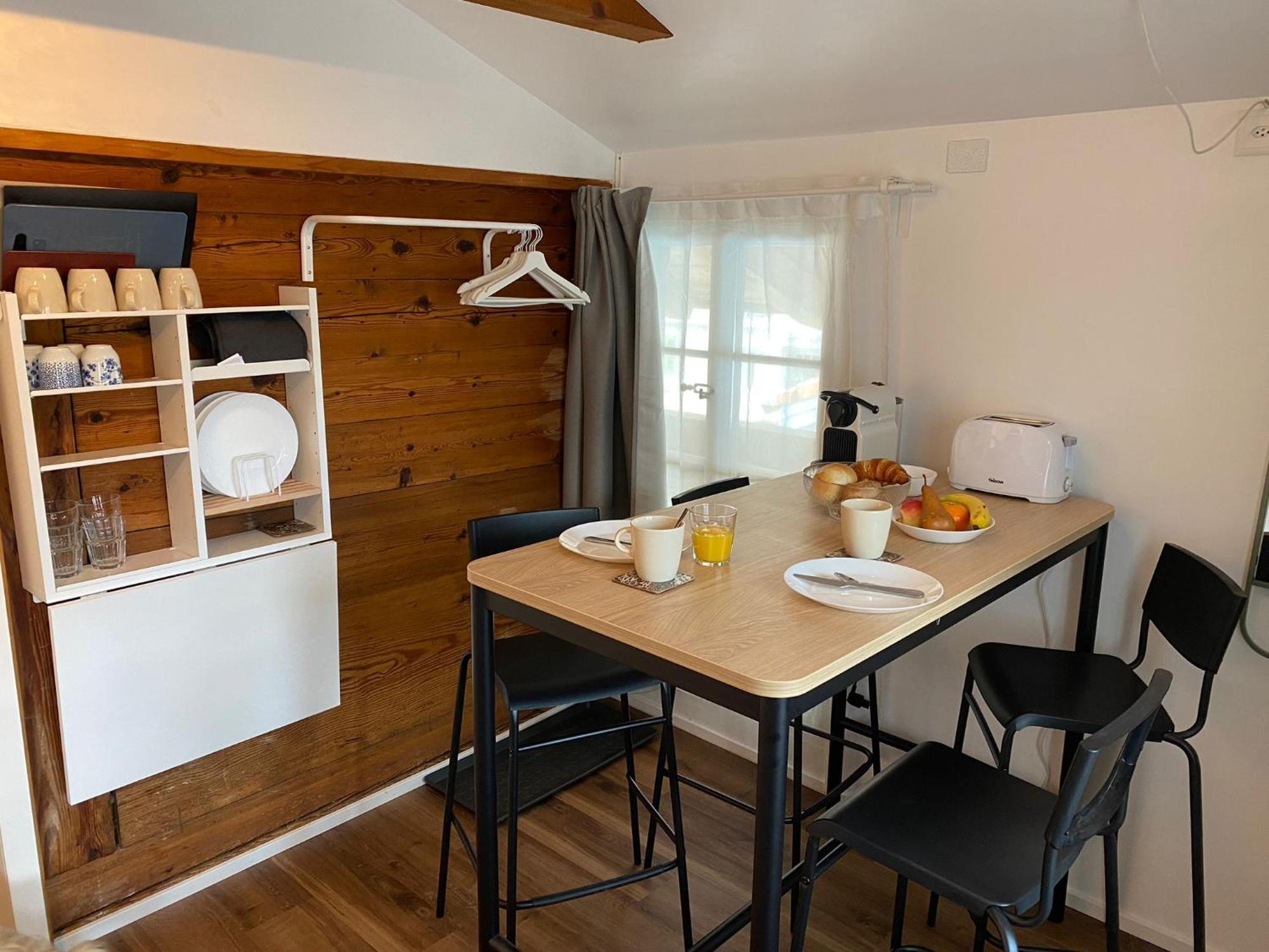 Apartment With Aircon *