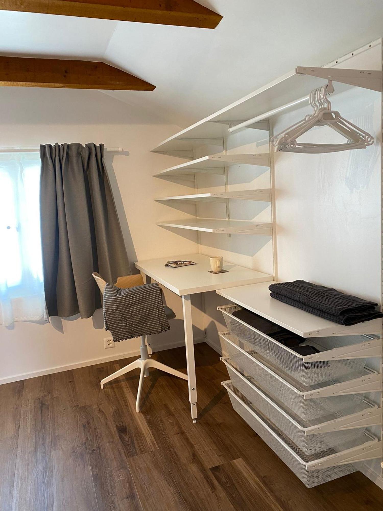 Apartment With Aircon